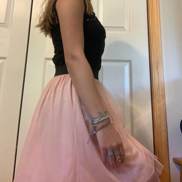 Black lace top and pink bottom dress - Picture 2 of 5